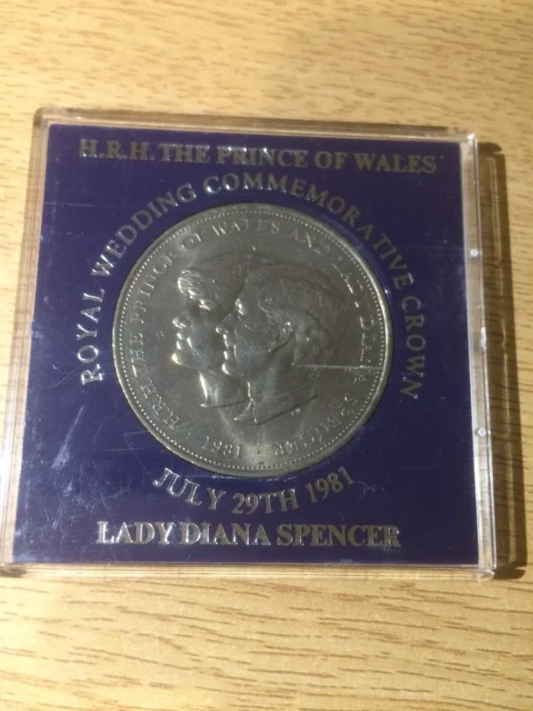 1981 H.R.H. The Prince of Wales & Lady Diana Spencer TSB Bank Silver Coin AU - Image 2