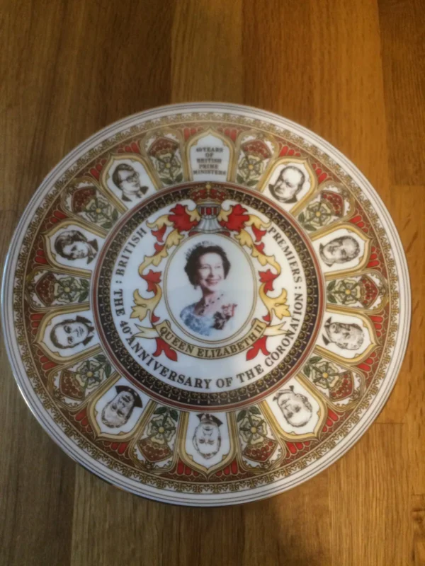 RARE Queen Elizabeth II British Prime Ministers 40th Anniversary China Plate - Image 4