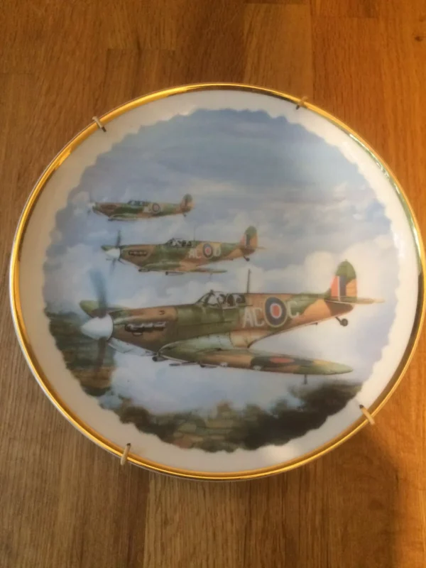 RARE Ace Fighters Supermarine Spitfire VB 1941 Collectors China Plate