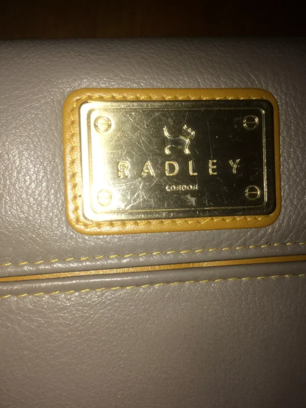 Radley London Herritage Dog Women's Grey and Brown Leather Wallet - Image 3