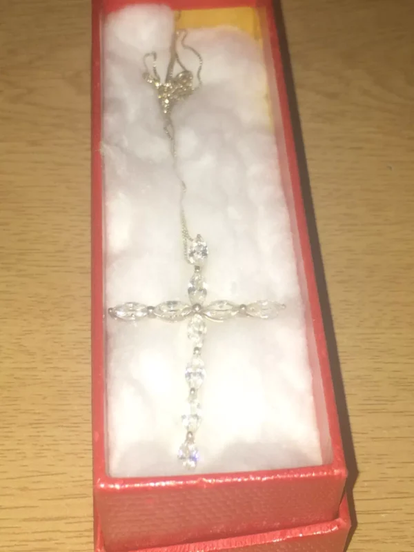 Vintage 925 Sterling Silver Box Chain with Silver Cubic Zirconia Cross Pendant - Image 2