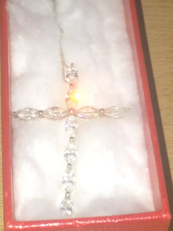 Vintage 925 Sterling Silver Box Chain with Silver Cubic Zirconia Cross Pendant - Image 3