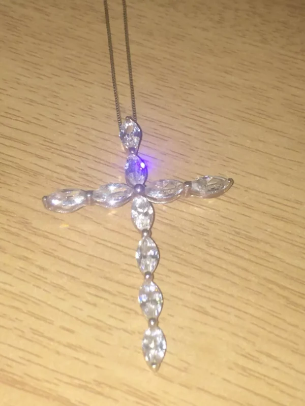 Vintage 925 Sterling Silver Box Chain with Silver Cubic Zirconia Cross Pendant