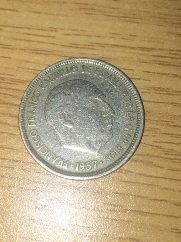 1957 Spanish 5 'Ptas' Pesetas ' Francisco Franco Caudillo' Coin - Image 3