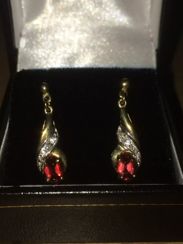 Vintage 9ct Gold Garnet & Diamonds Twist Design Earrings Butterfly Studs Dangle